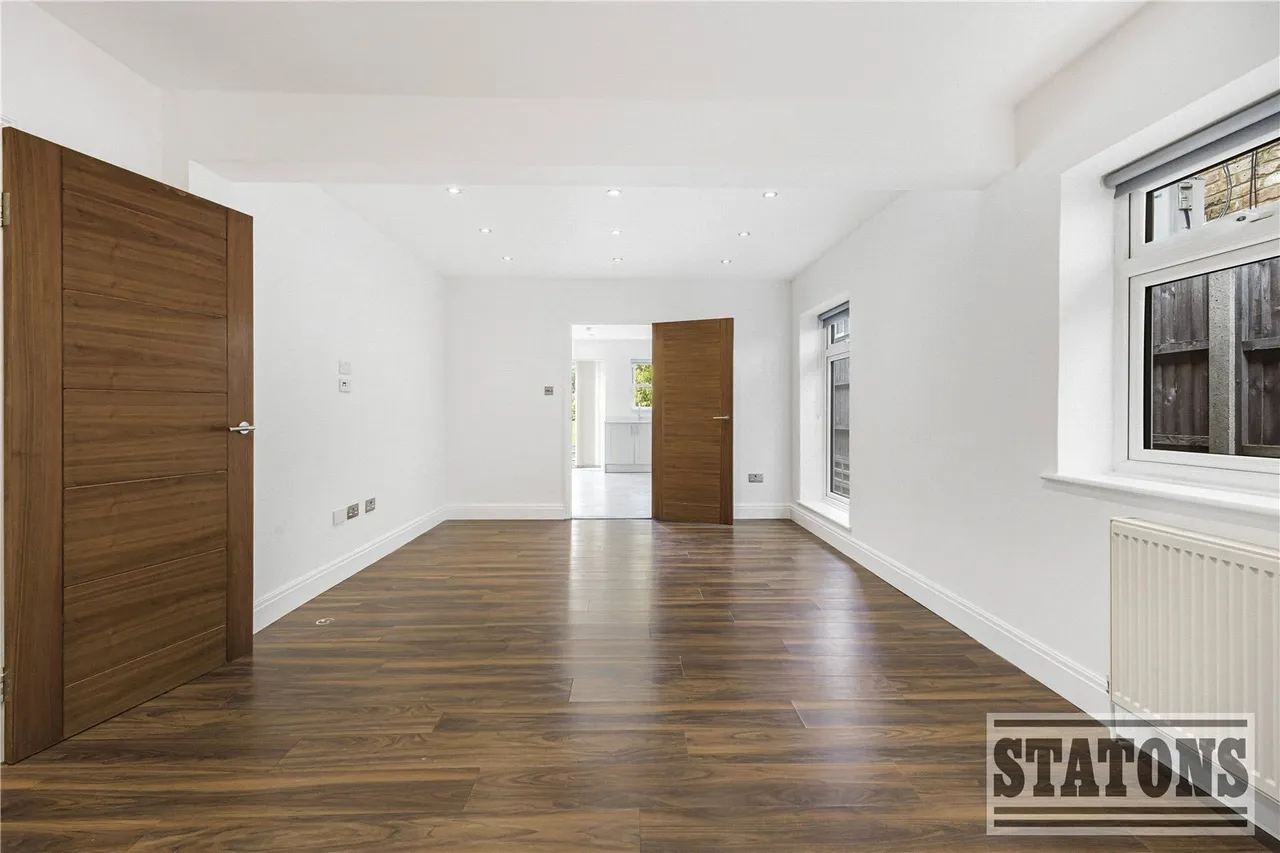 Newmans Way, Hadley Wood, Hertfordshire, EN4 0LR, photo 6