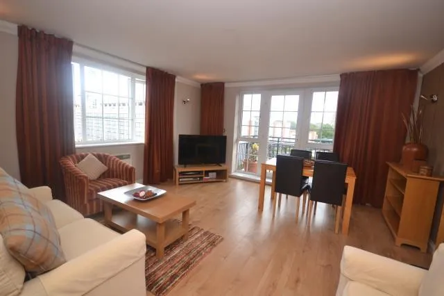 Riverside House, Reading, RG1, photo 2