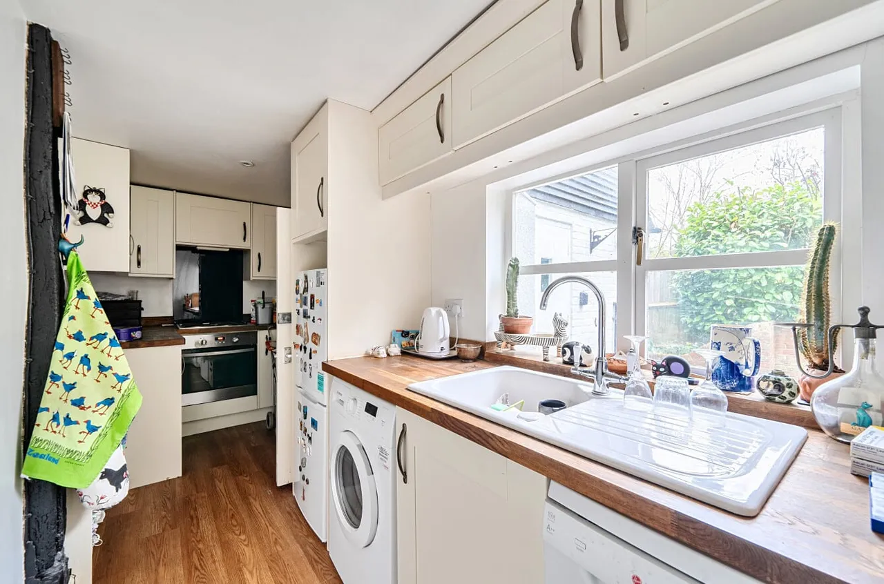 Church Hill, Pulborough, RH20, photo 5