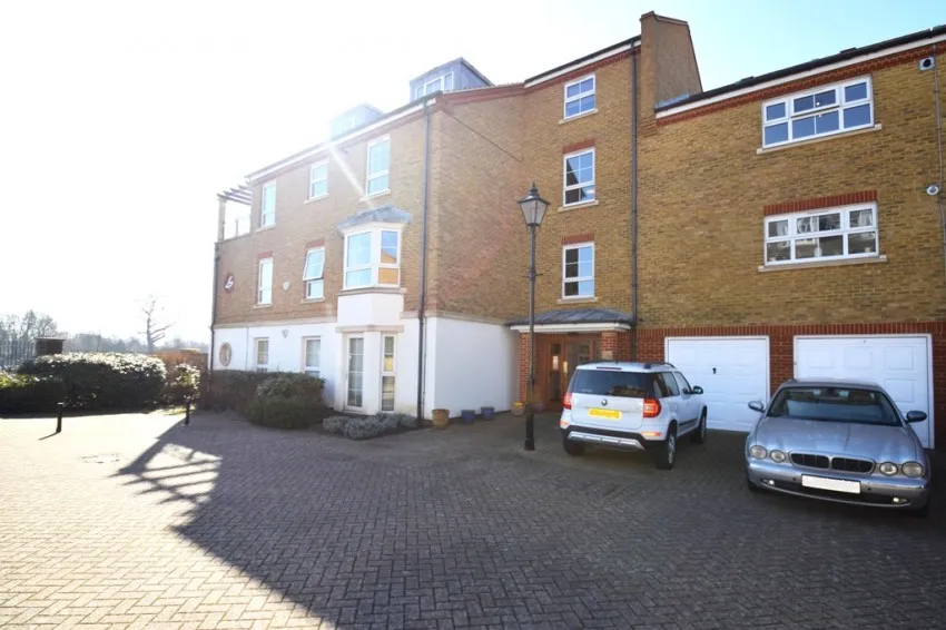 Regency Quay, Chiswick, photo 4