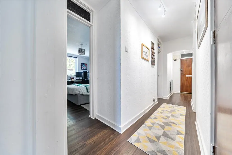 Pittville Circus Road, Cheltenham, GL52, photo 5