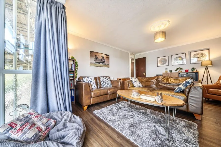 Pittville Circus Road, Cheltenham, GL52, photo 4