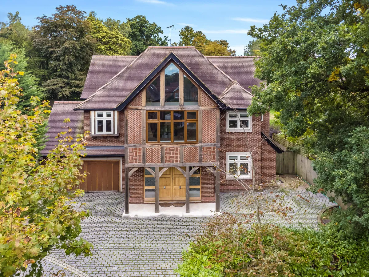 Fairmile Lane, Cobham, KT11, photo 2