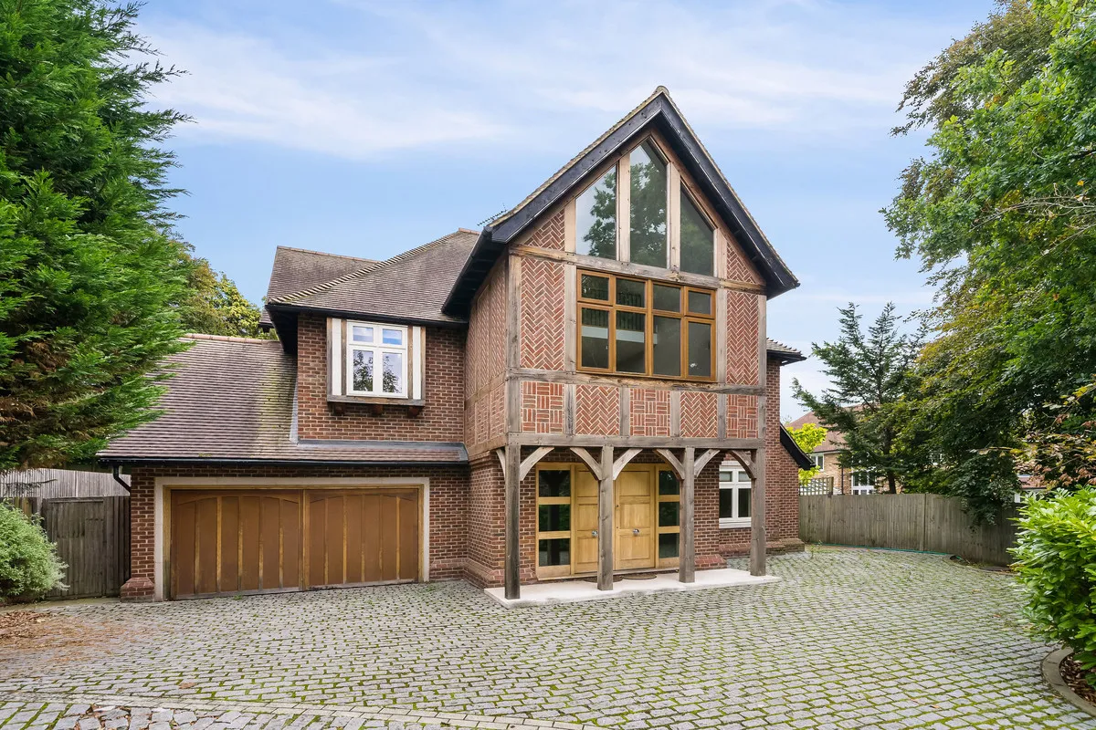Fairmile Lane, Cobham, KT11, photo 3