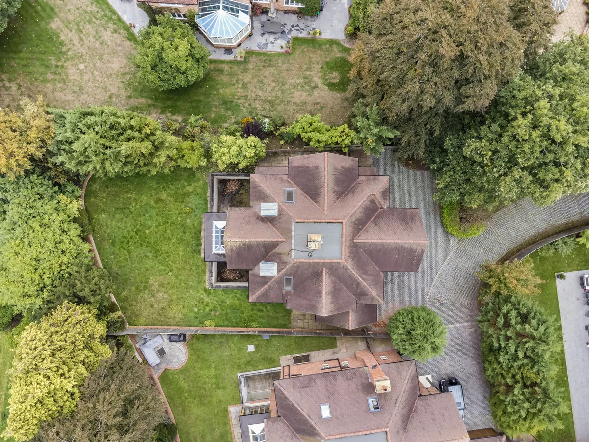 Fairmile Lane, Cobham, KT11, photo 4