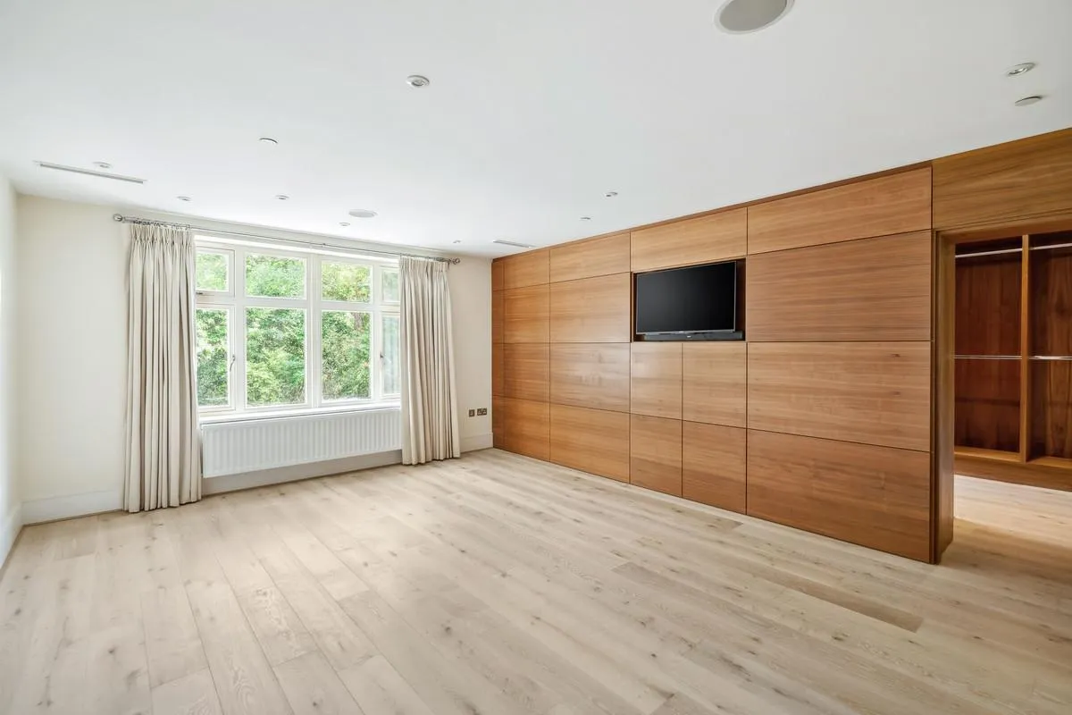 Fairmile Lane, Cobham, KT11, photo 21