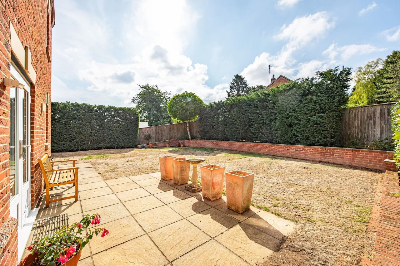 Detached Four Bedroom Home in Colkirk, photo 17