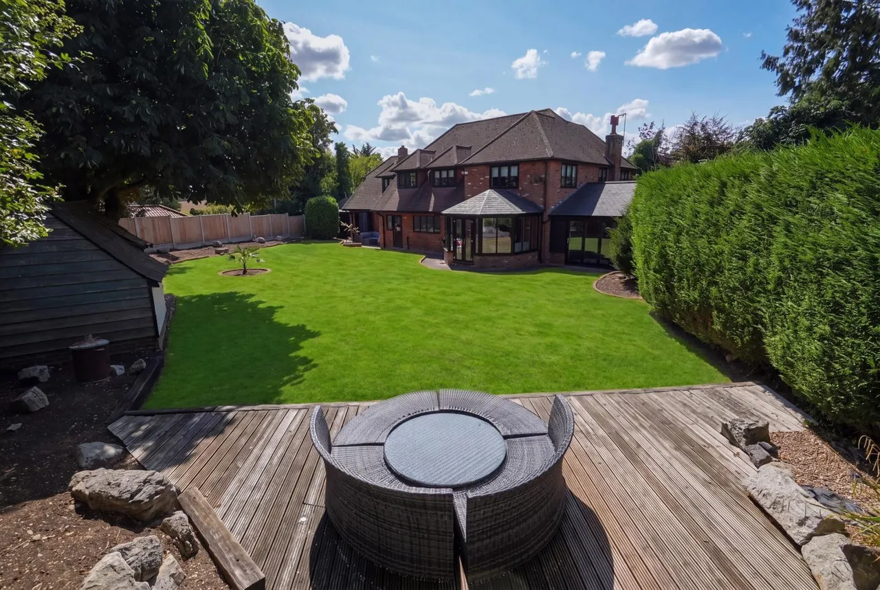 Chelmsford Road, White Roding, CM6, photo 26
