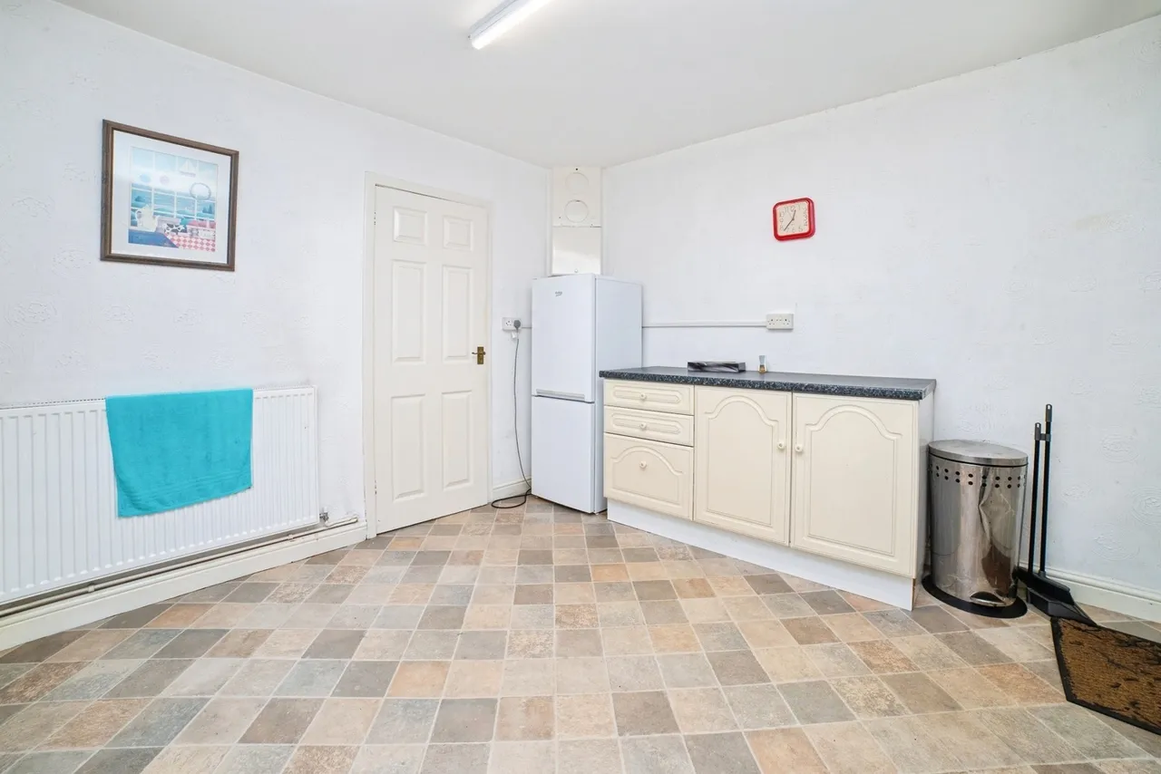 Thorn Terrace, Mansfield, NG18, photo 4