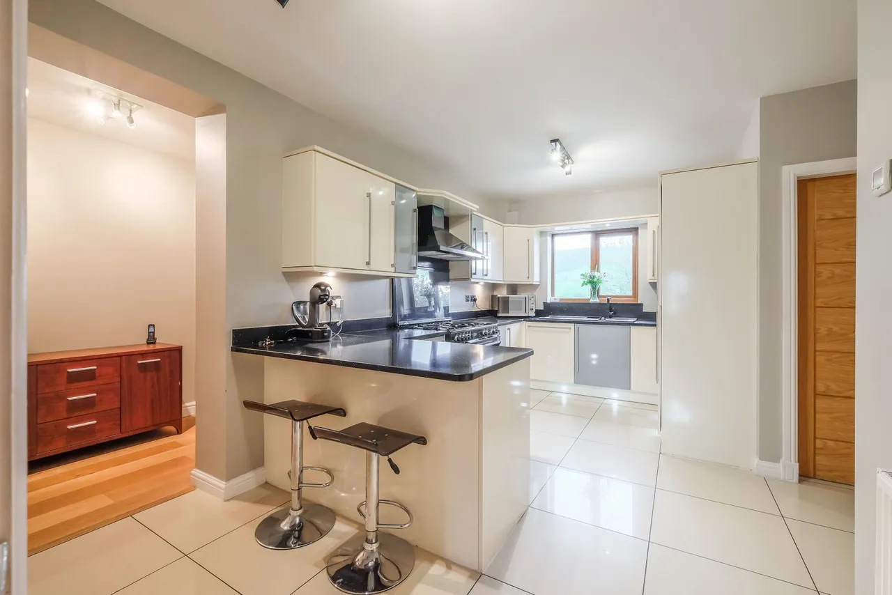 Prince Wood Lane, Huddersfield, HD2, photo 4