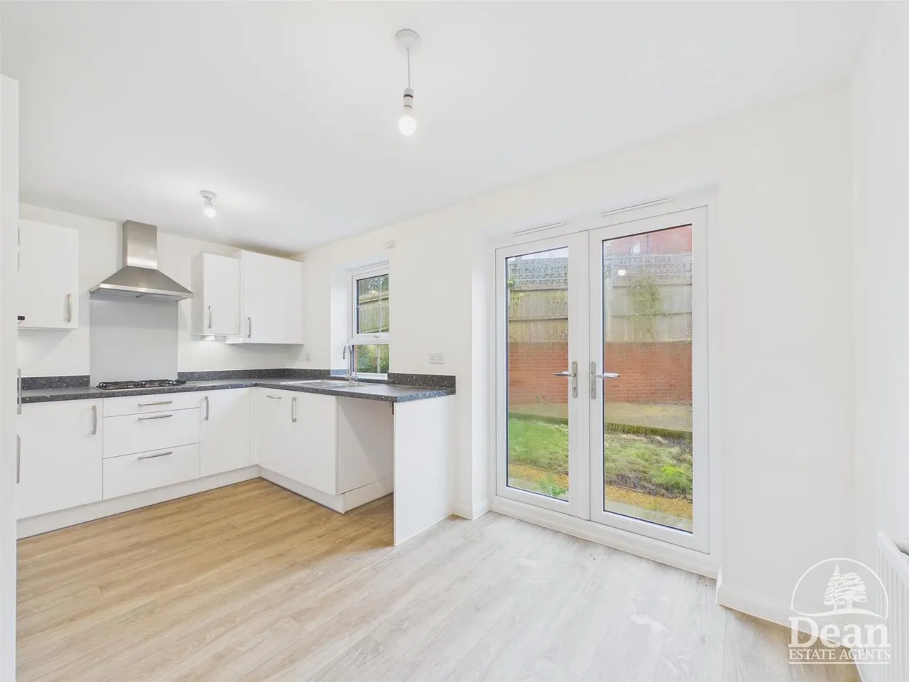 Cooke Way, Lydney, photo 4