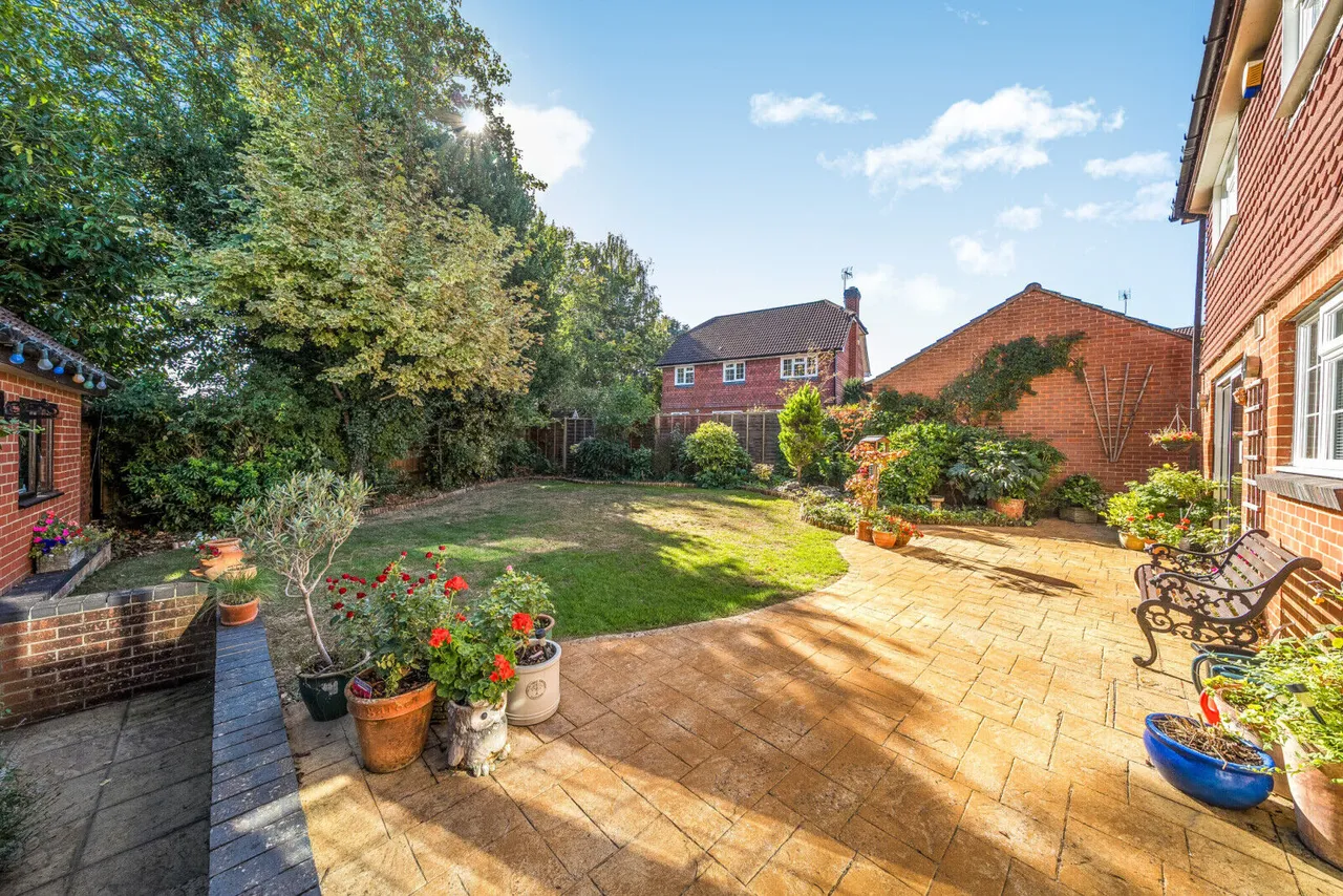 Duncan Gardens, Purley on Thames, RG8, photo 17