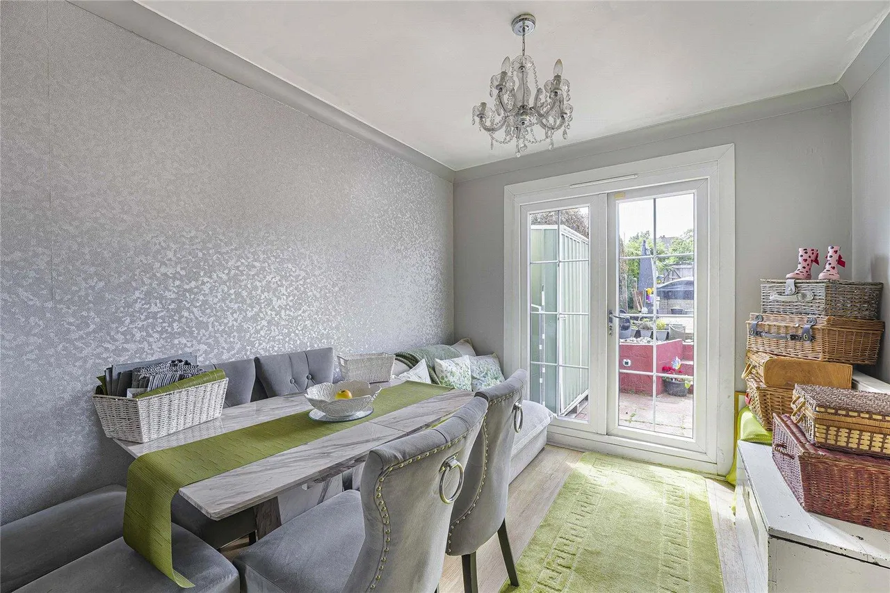 Alamein Road, Swanscombe, DA10, photo 7