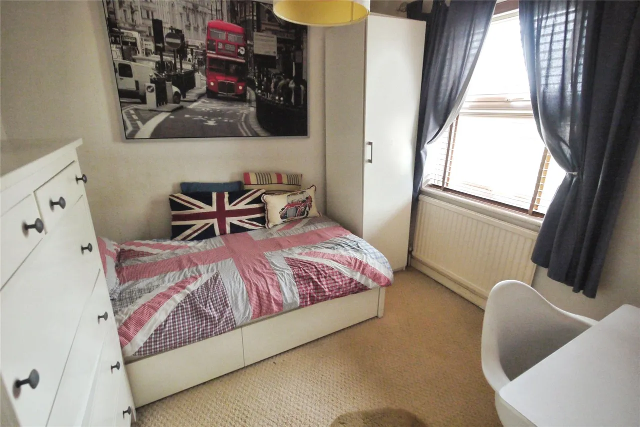 Roding Drive, Kelvedon Hatch, Brentwood, Essex, CM15, photo 13