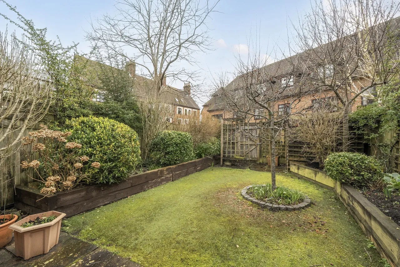 The Rockeries, Midhurst, GU29, photo 8