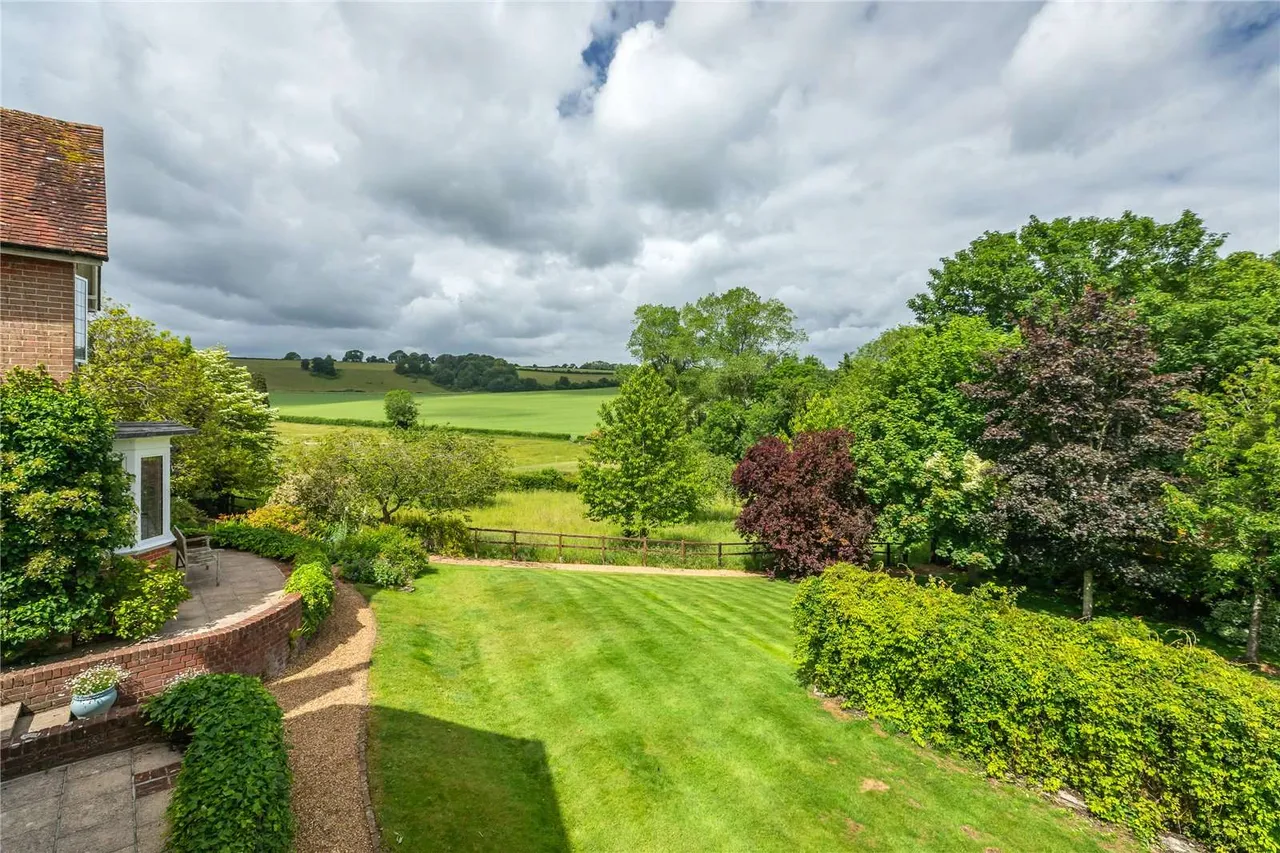 Swanmore Road, Droxford, SO32, photo 9
