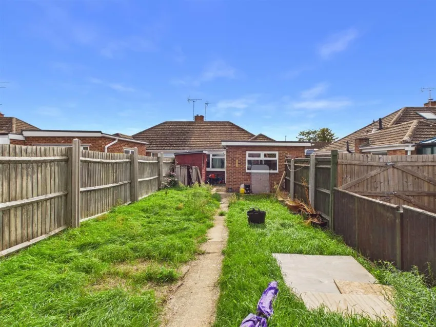 Flower Way, Longlevens, photo 13