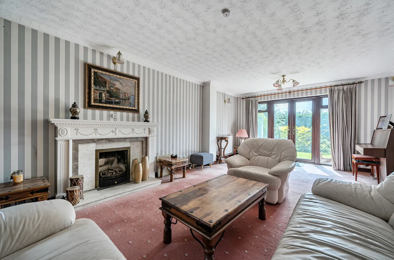 Southwood, Wokingham, Berkshire, RG40 2HF, photo 3