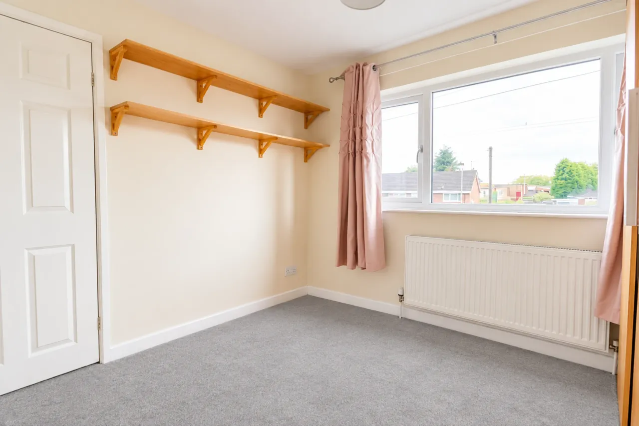 Debenham Crescent, Stoke-On-Trent, photo 22