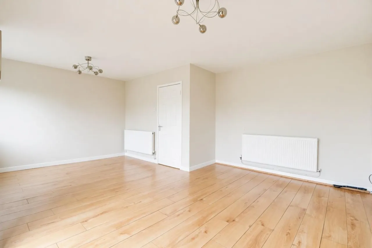Debenham Crescent, Stoke-On-Trent, photo 8