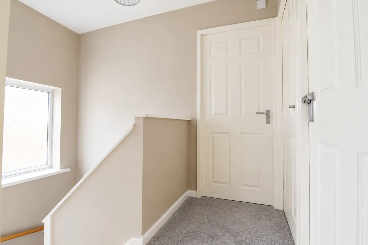 Debenham Crescent, Stoke-On-Trent, photo 15
