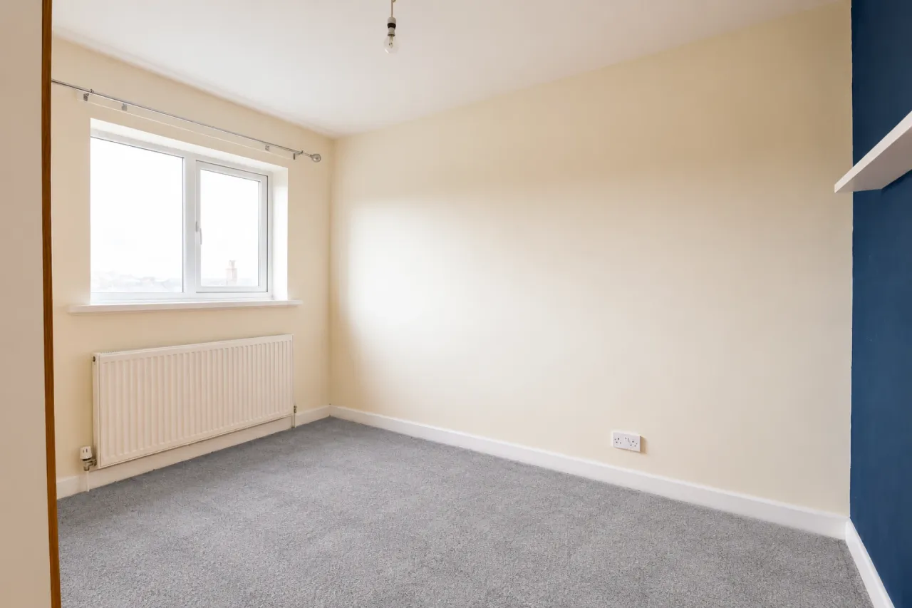 Debenham Crescent, Stoke-On-Trent, photo 18