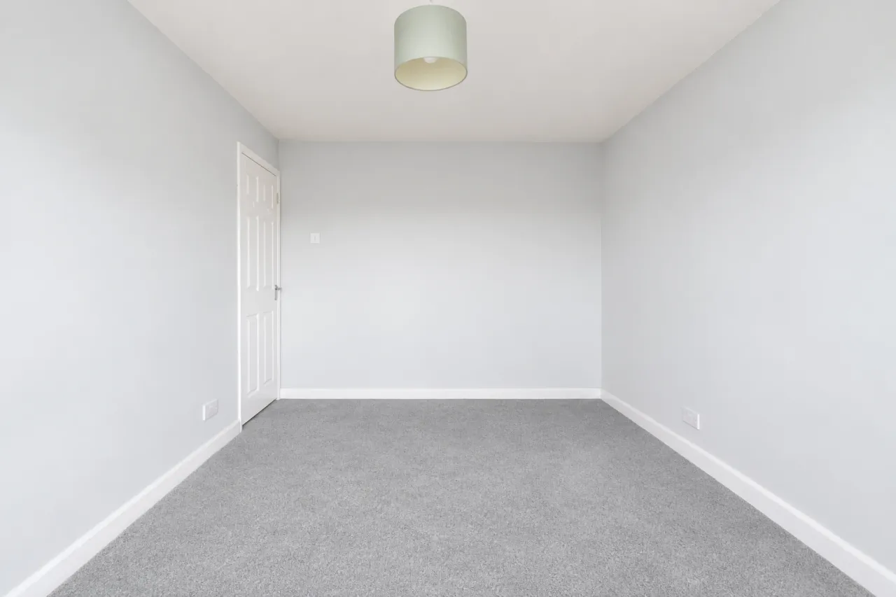 Debenham Crescent, Stoke-On-Trent, photo 21
