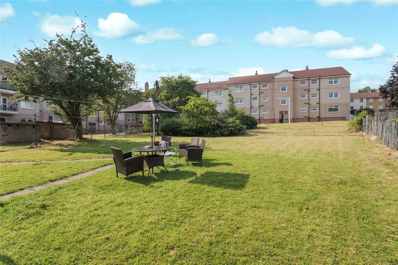 Essenside Avenue, Drumchapel, Glasgow, G15, photo 14