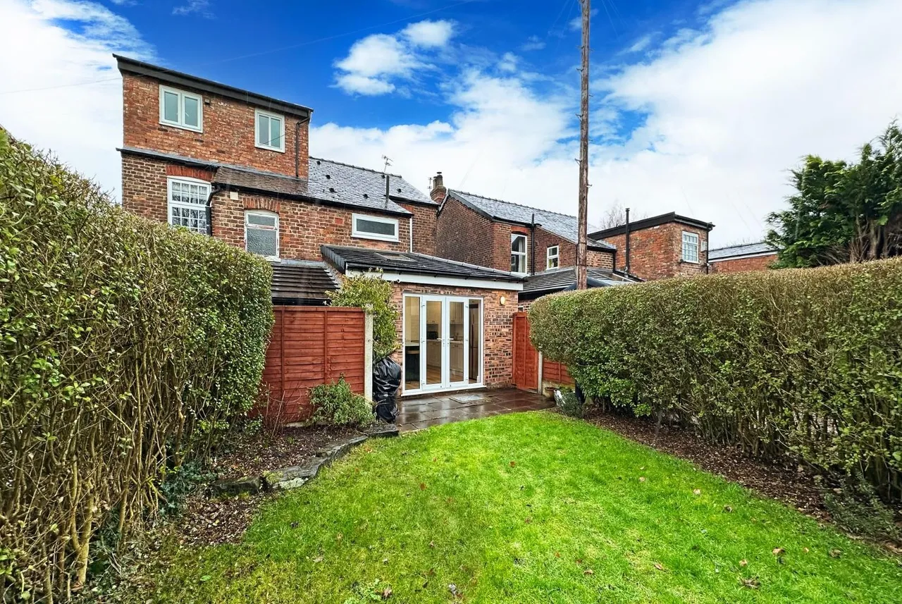 Park Road, Hale, Cheshire WA15 9LR, photo 26