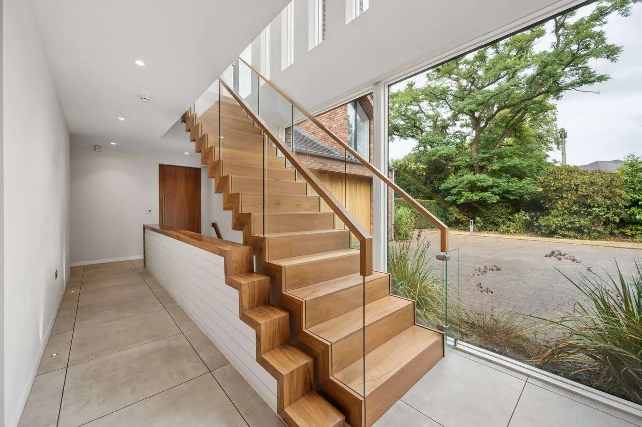 Harrop Road, Hale, WA15, photo 6