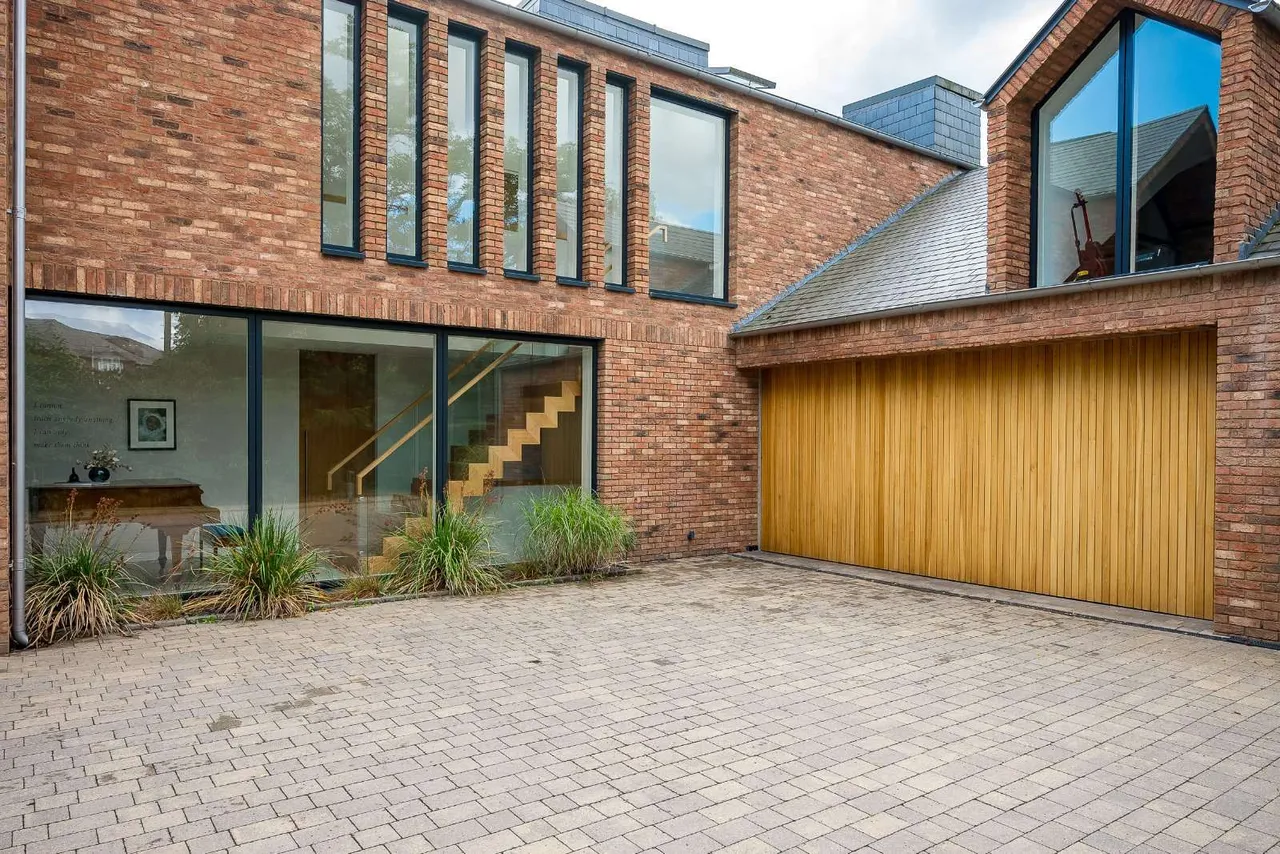 Harrop Road, Hale, WA15, photo 5