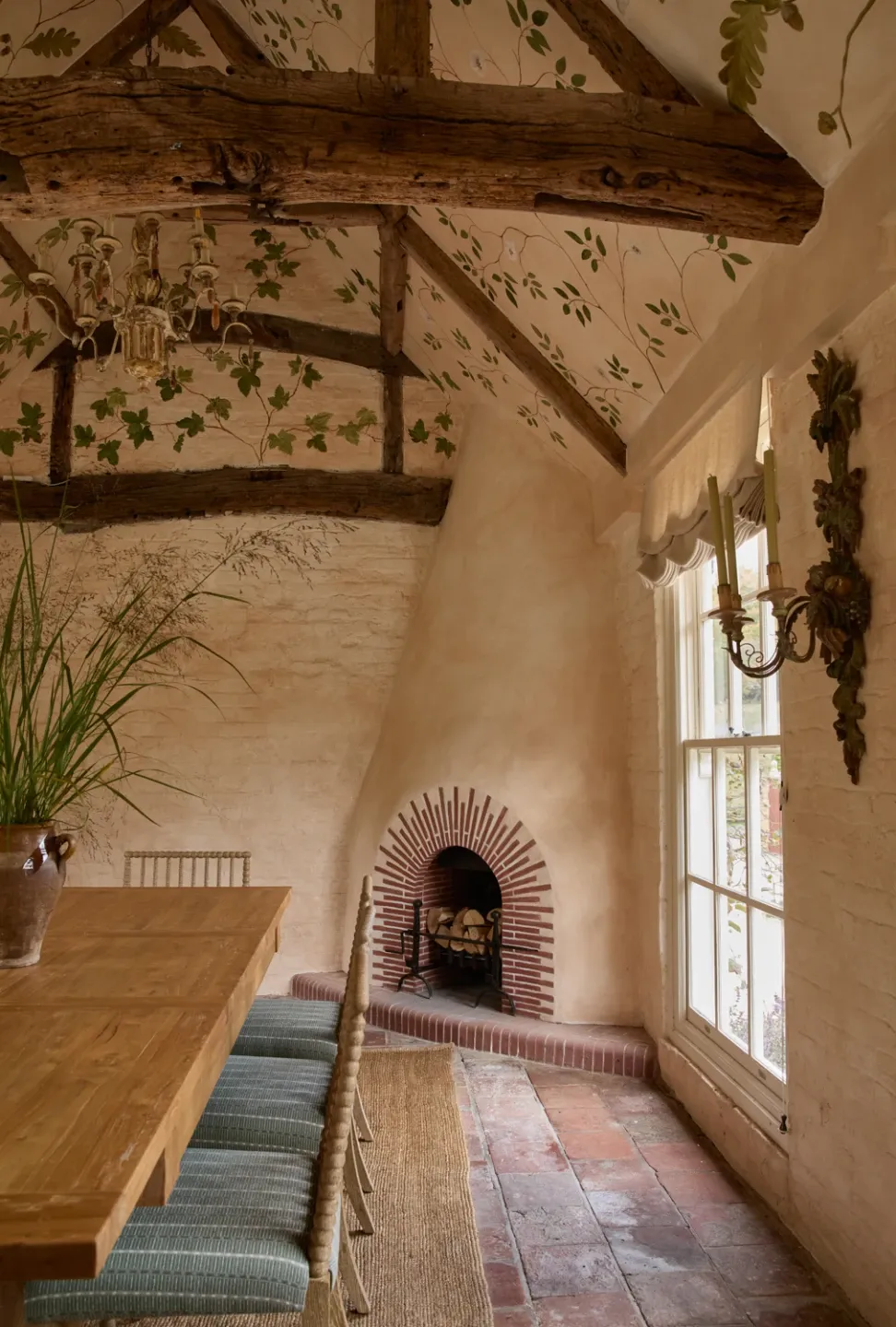 Village Lane, SL2, photo 31