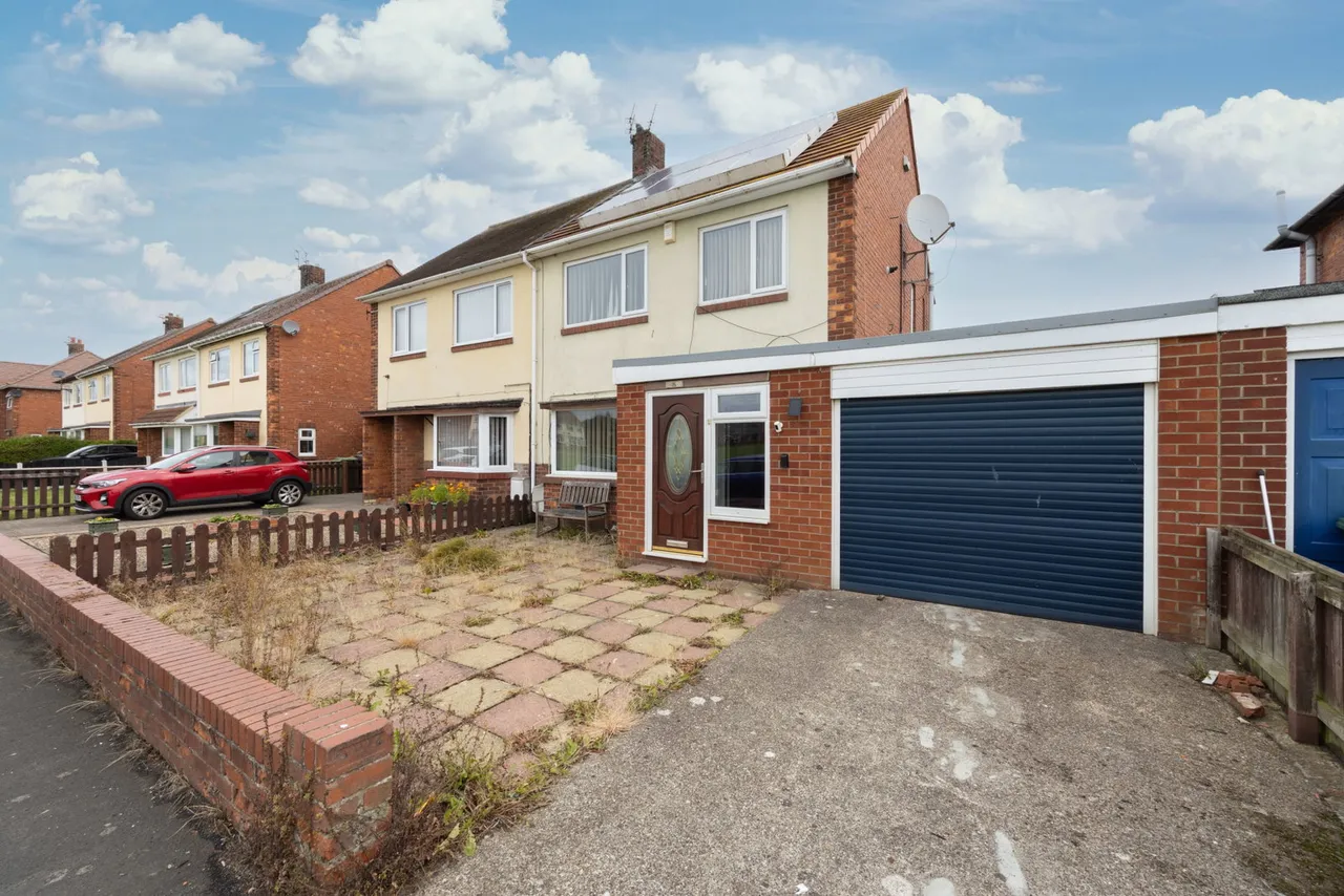 3 bed house for sale — Hartlands, Bedlington, NE22 6JF
