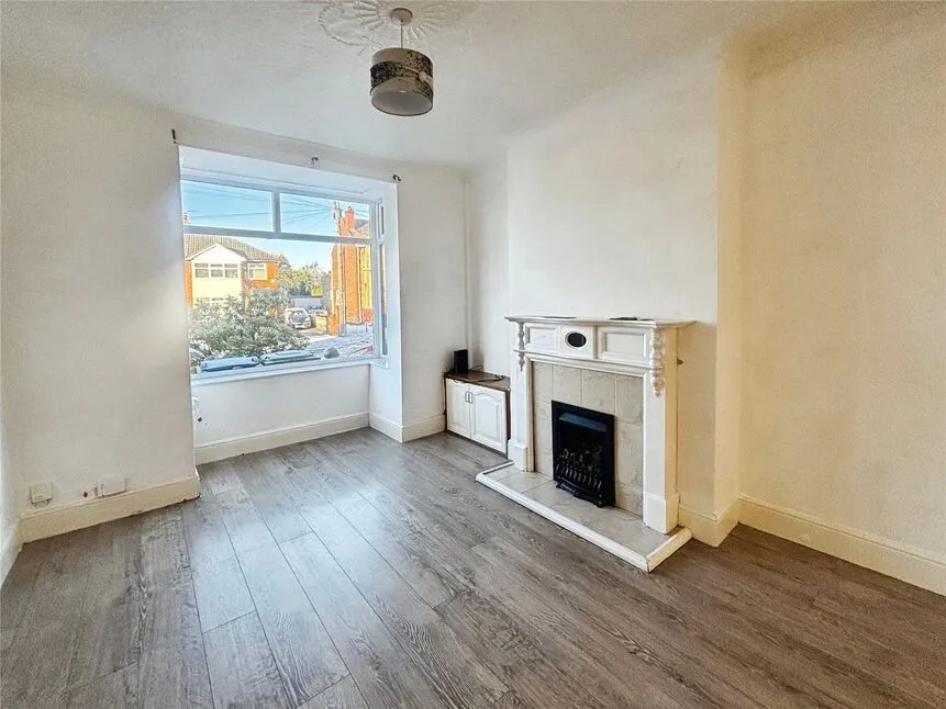 Ormskirk Road, Upholland, WN8, photo 2