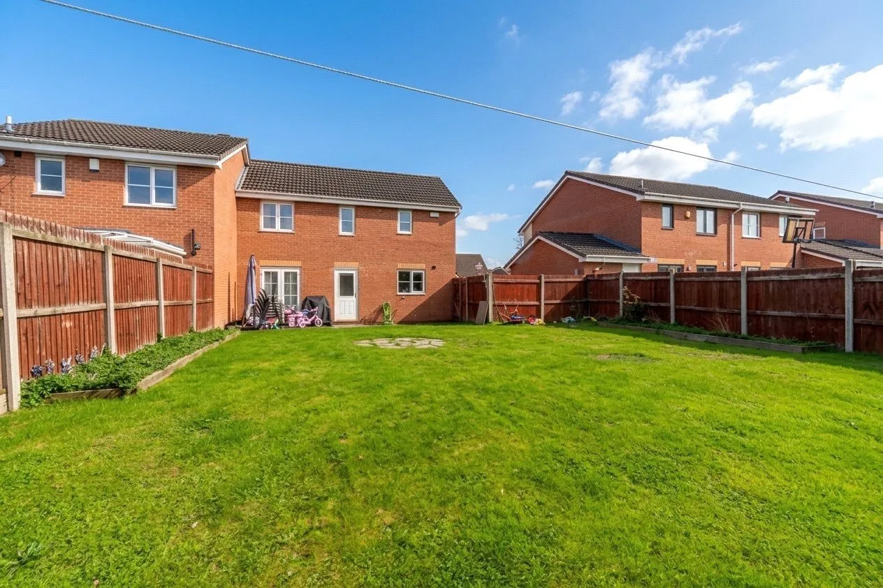 Bickley Road, Bilston, WV14, photo 10