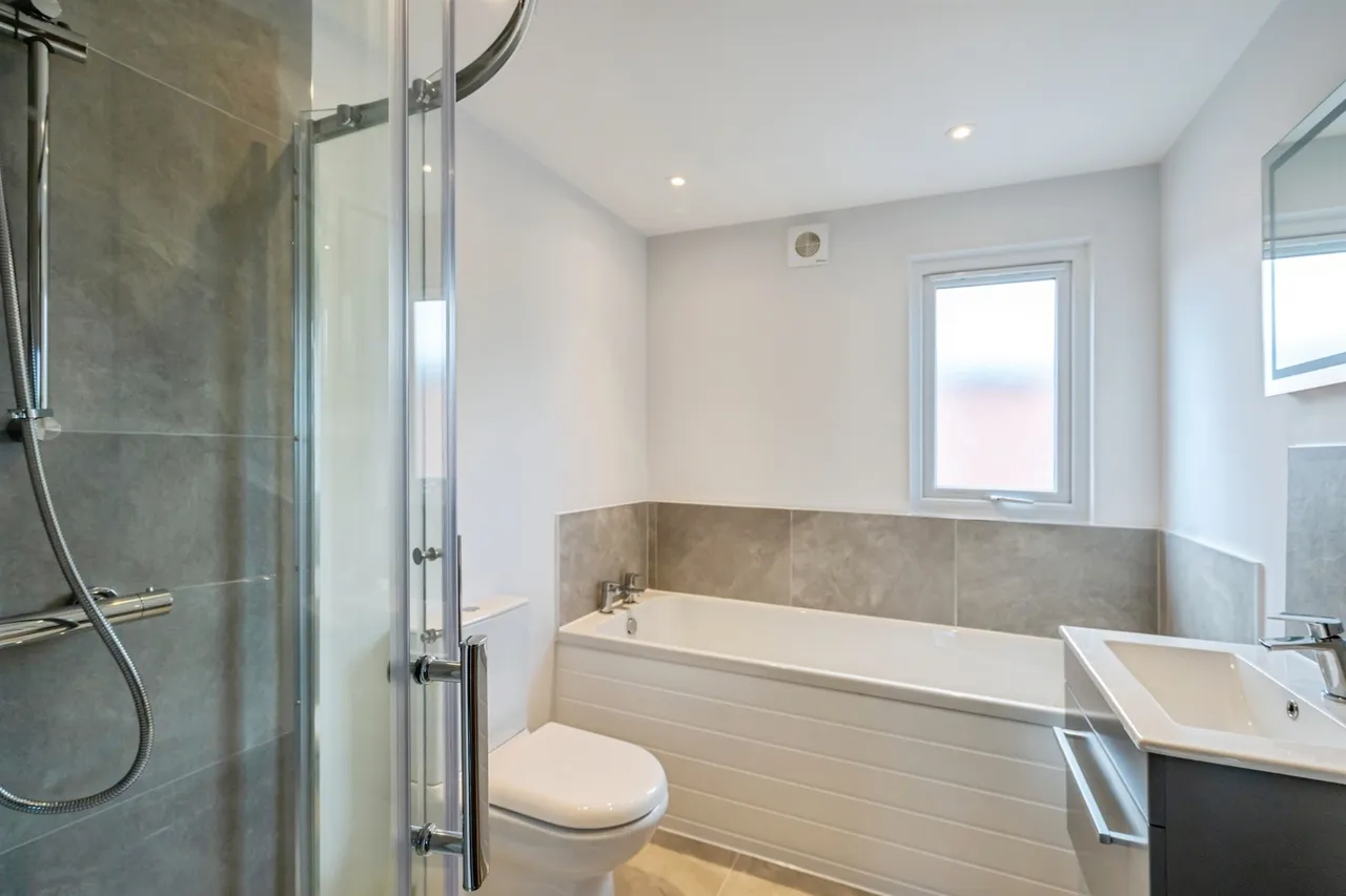 The Layne, BOGNOR REGIS, photo 6