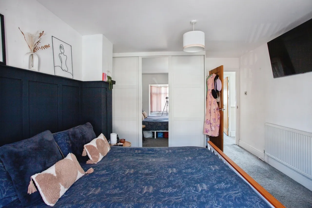 Sandstone Road, Sheffield, S9, photo 8