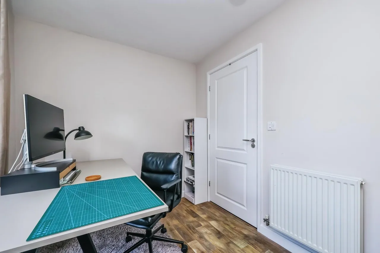 Cartwright Way, Beeston, NG9, photo 25