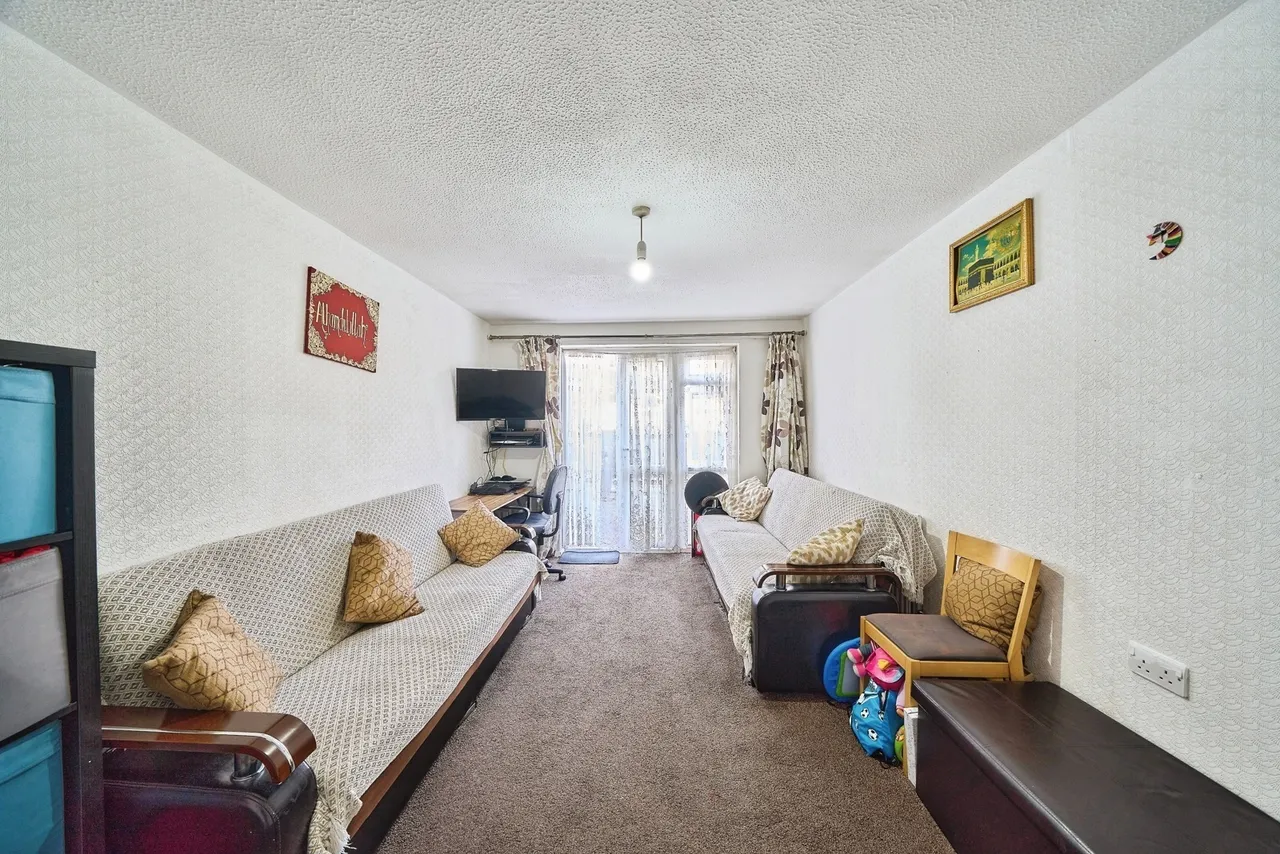 Crownfield Road, London, E15, photo 2
