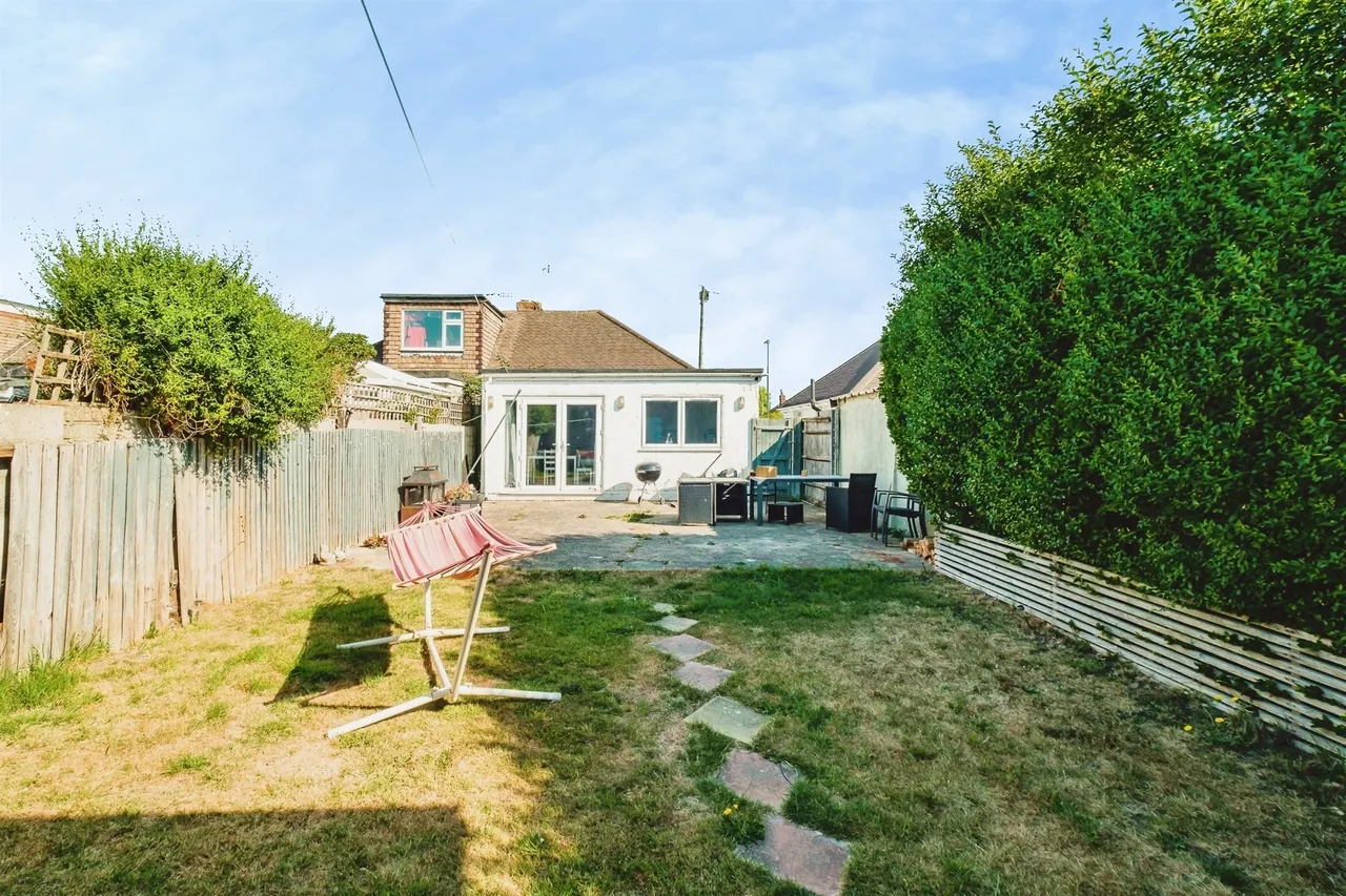 West Way, Lancing, BN15, photo 15