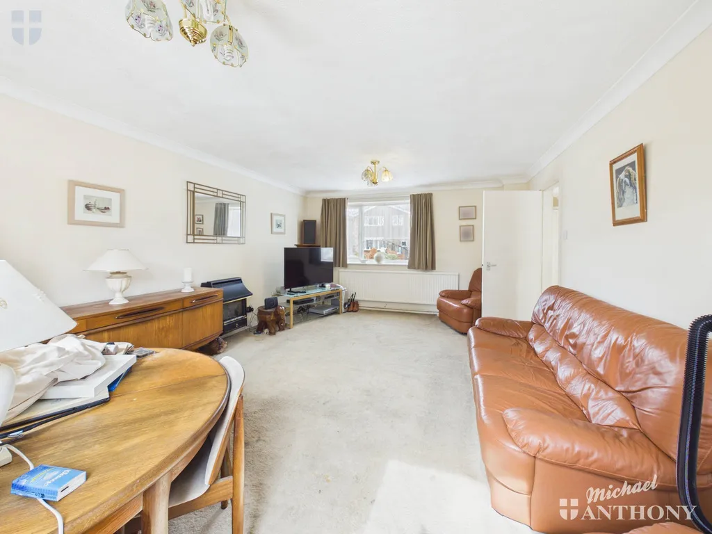 Oulton Close, Aylesbury, HP21 7JY, photo 10
