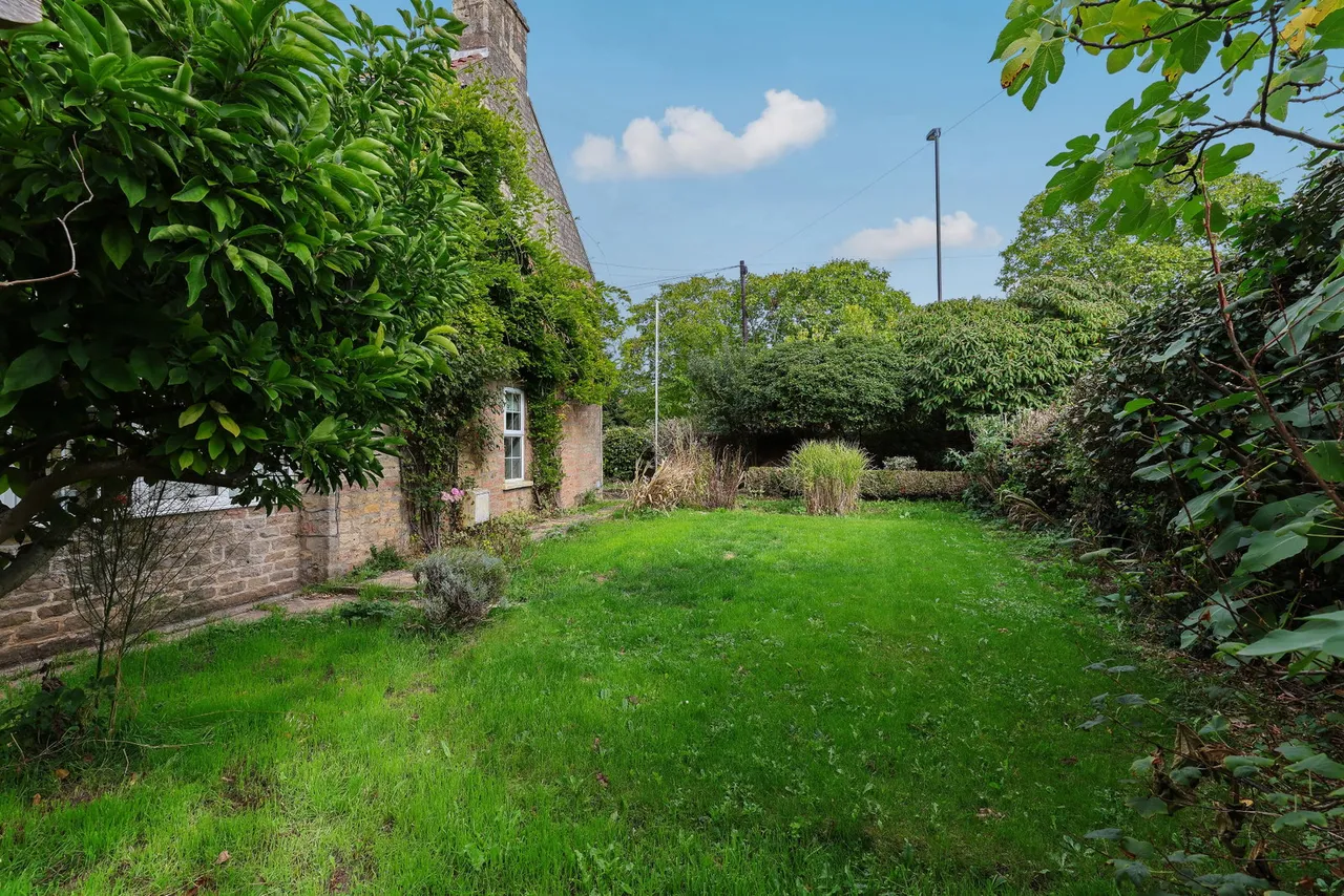 Mansfield Road, Creswell, S80, photo 35