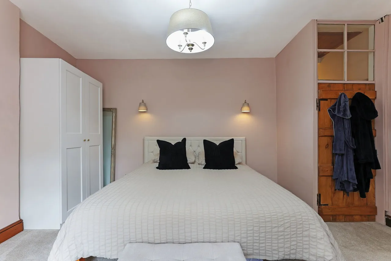 Mansfield Road, Creswell, S80, photo 14