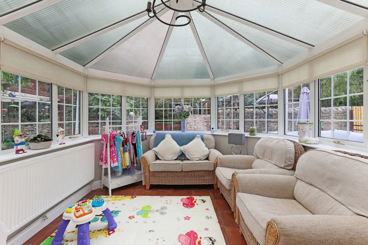 Mansfield Road, Creswell, S80, photo 12