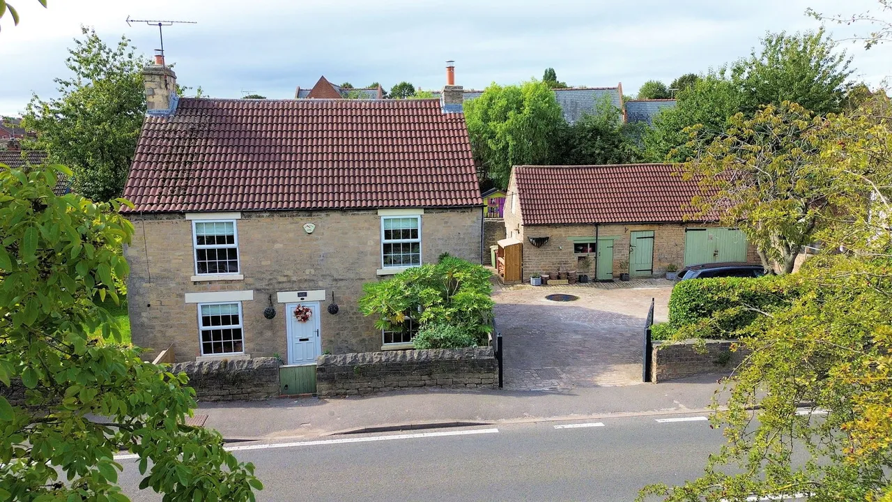Mansfield Road, Creswell, S80, photo 39