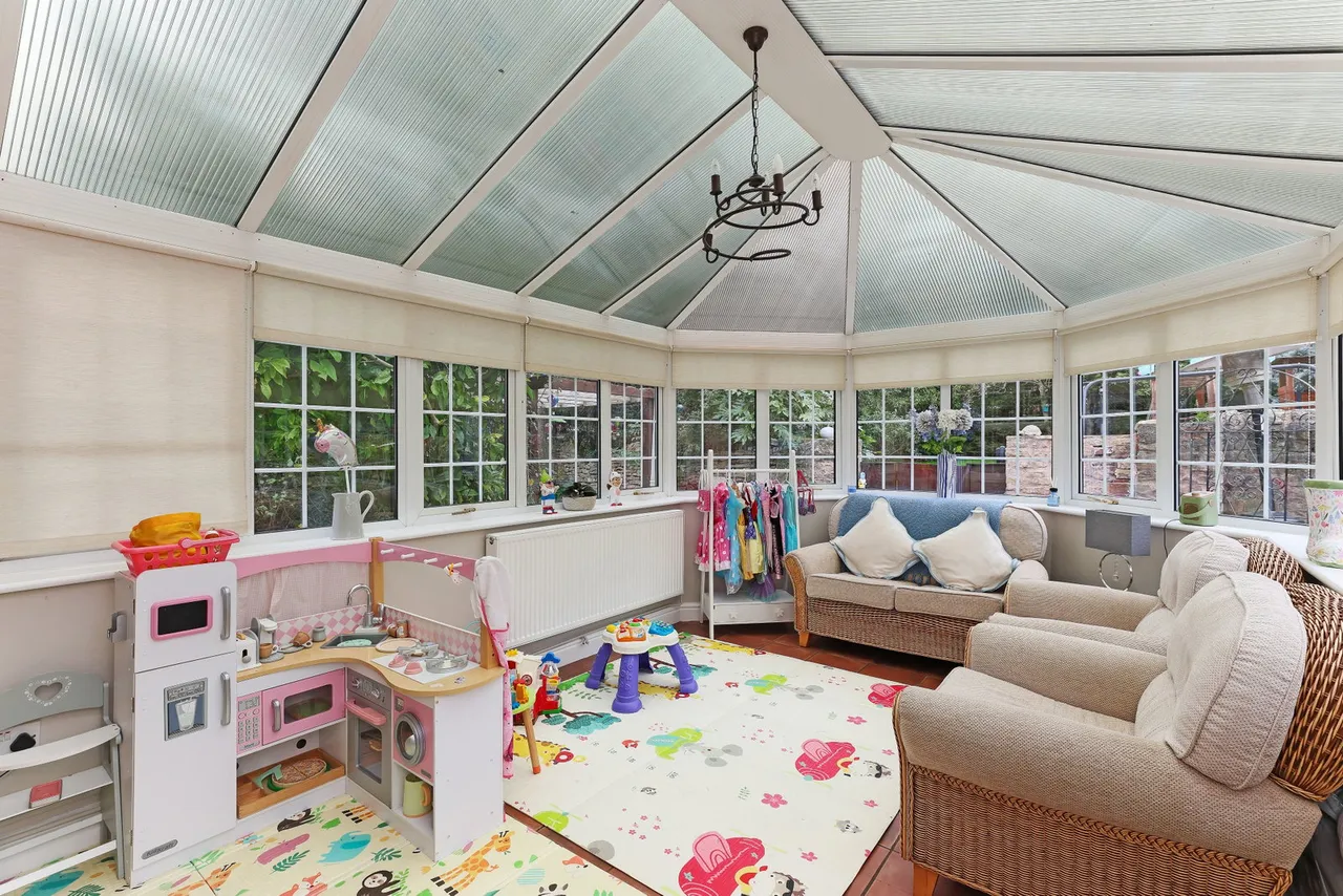 Mansfield Road, Creswell, S80, photo 11
