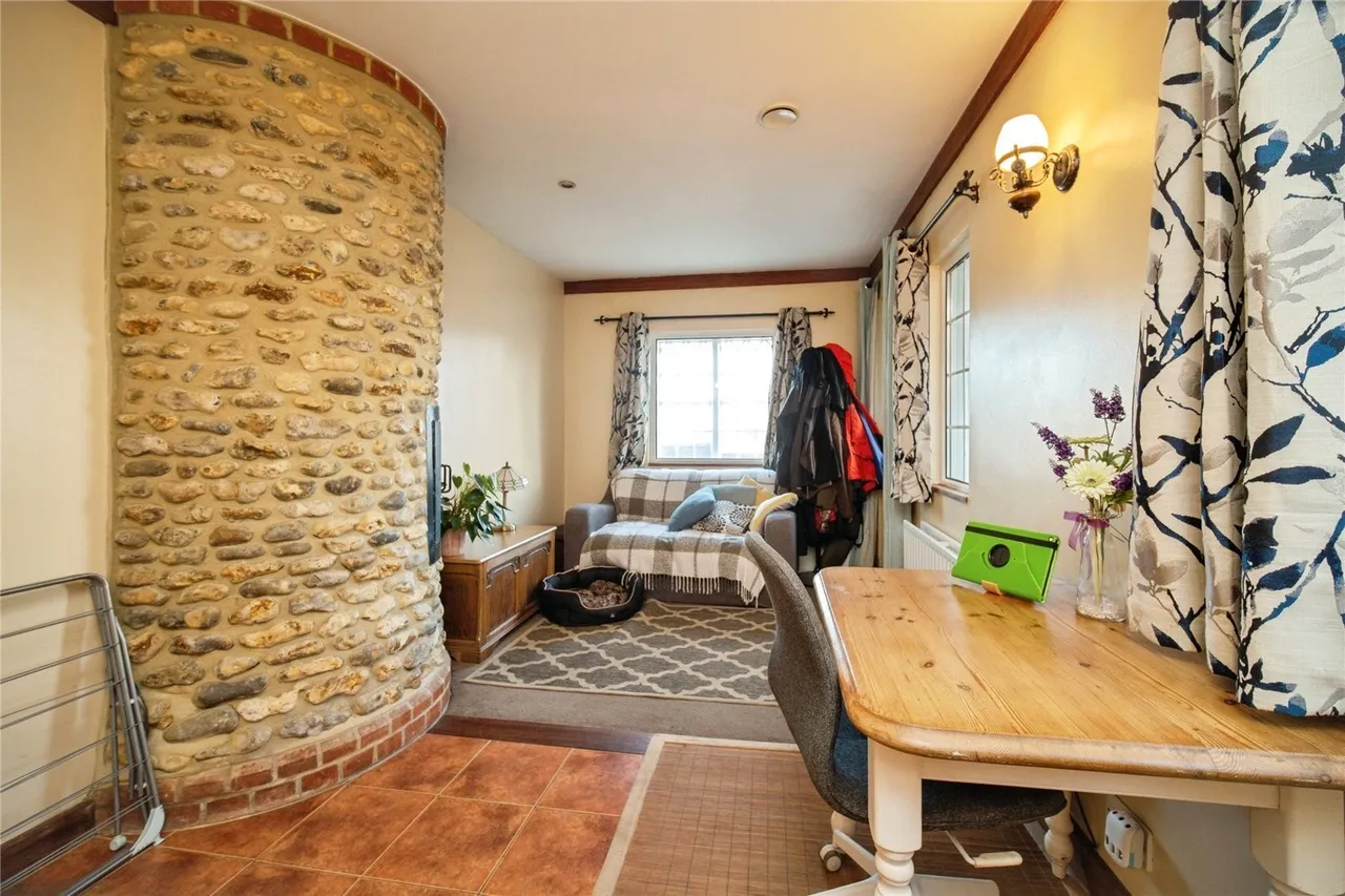 Farnborough Road, Farnham, GU9, photo 24