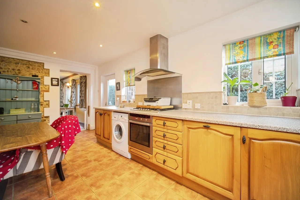 Farnborough Road, Farnham, GU9, photo 44