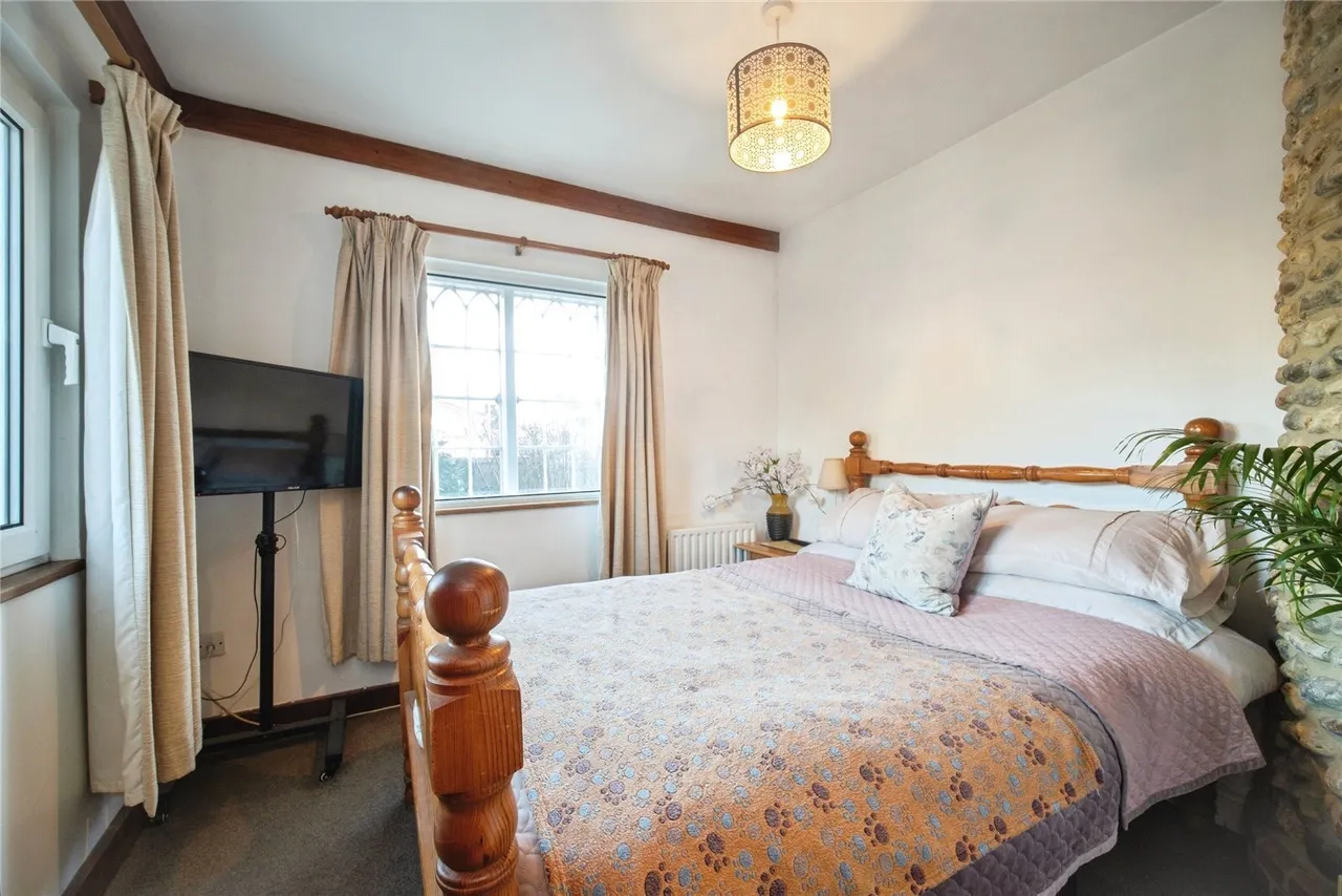 Farnborough Road, Farnham, GU9, photo 11
