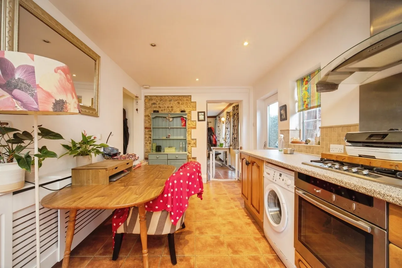 Farnborough Road, Farnham, GU9, photo 49